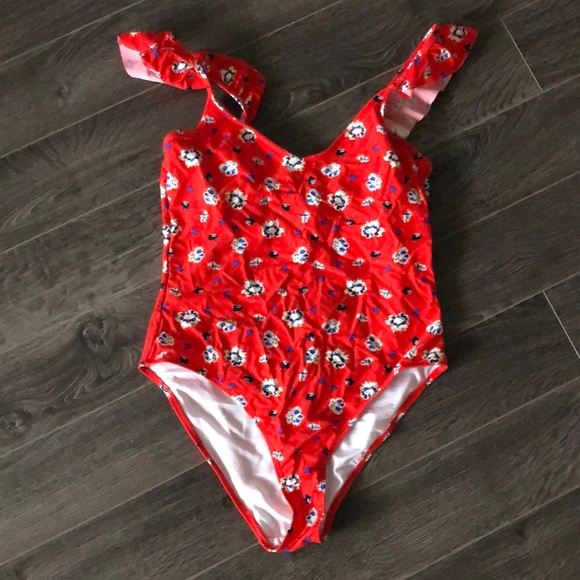 Bathing suit - Picture 1 of 1